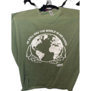Green Christian Men's XL Tee Shirt Jesus Loves You God World Hands Extra Large